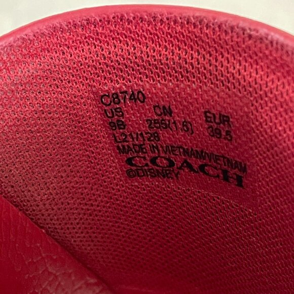 Disney X Coach Sport Red Slide With Mickey Mouse And Minnie Mouse Motif Size: 9 - Picture 14 of 14